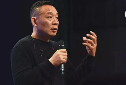 胖东来创始人于东来直播落泪：背后的故事与启示