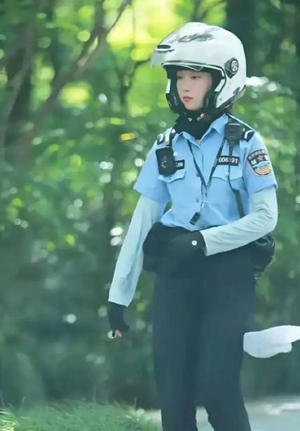 兔子警官李语蔚升职为四级辅警：背后的故事与责任