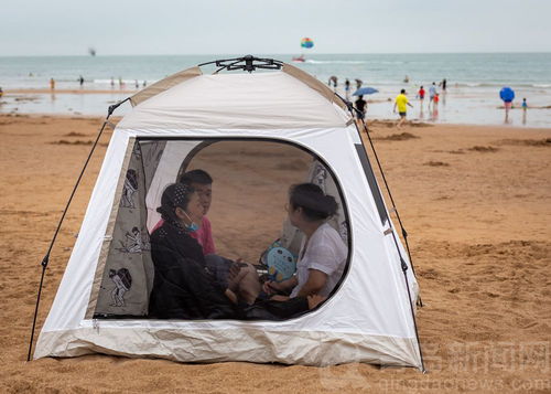 加沙人睡梦中海水灌进帐篷：严冬下的生存挑战