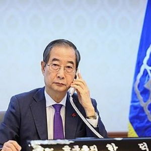 韩国国务总理韩德洙与拜登通电话：国政稳定与国际关系的双重挑战