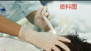 男子被狗咬伤4个月后狂犬病发死亡：一个悲剧的警示