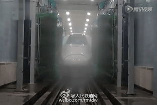 高铁上的搓澡体验：一场意想不到的清洁之旅