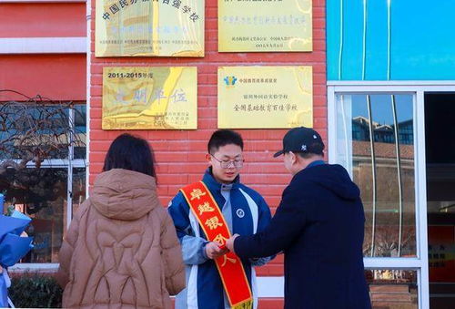 地震中的英雄：他用行动诠释了真正的友谊