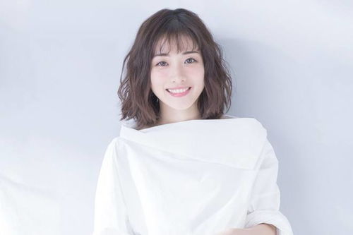 石原里美老公近照曝光：从粉丝到丈夫，他究竟是谁？