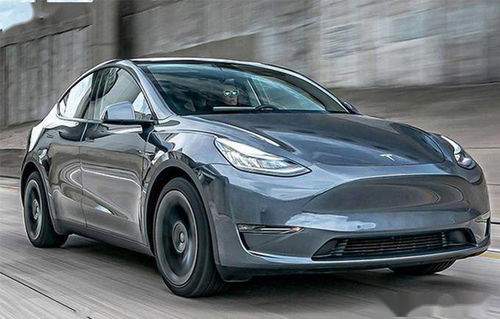 特斯拉Model Y 焕新：屏幕换挡引领未来驾驶潮流