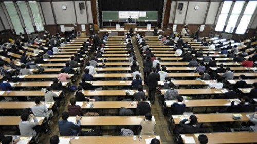 走进日本全员上大学时代：招生名额比入学人数多，哪些信息值得关注？