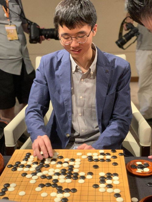 见证奇迹：柯洁与卞相壹的围棋巅峰对决