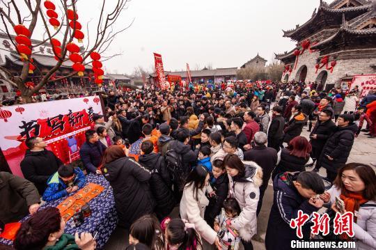 春节回家路上的温暖：多地轻微交通违法“不处罚”