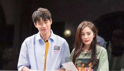 粉丝为偶像恋情加油打气