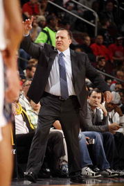 锡伯杜指挥比赛