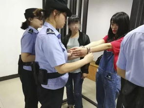 被拘留者的日常场景