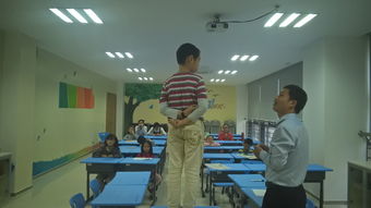 法庭上双方激烈争论